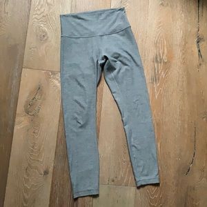 WUNDER UNDER LULU LEMON LEGGINGS